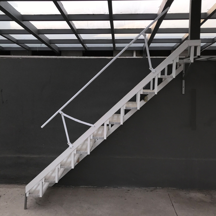 斜爬梯阔架升降梯