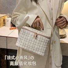 化妆品高颜值化妆品收纳包包大容量女耐脏简约收纳箱亚马逊