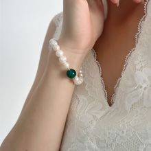 新款法式复古优雅绿玛瑙手链 轻奢高级感淡水珍珠手饰女工厂批发