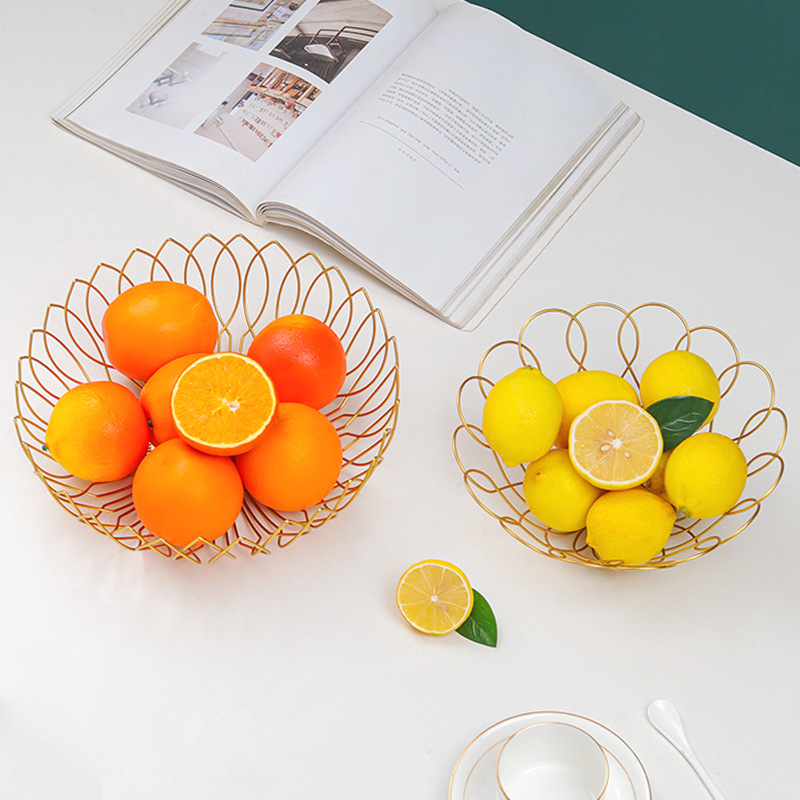 Nordic Geometric Iron Fruit Plate New Creative Hollow Fruit Basket Living Room Coffee Table Fruit Snack Storage Basket