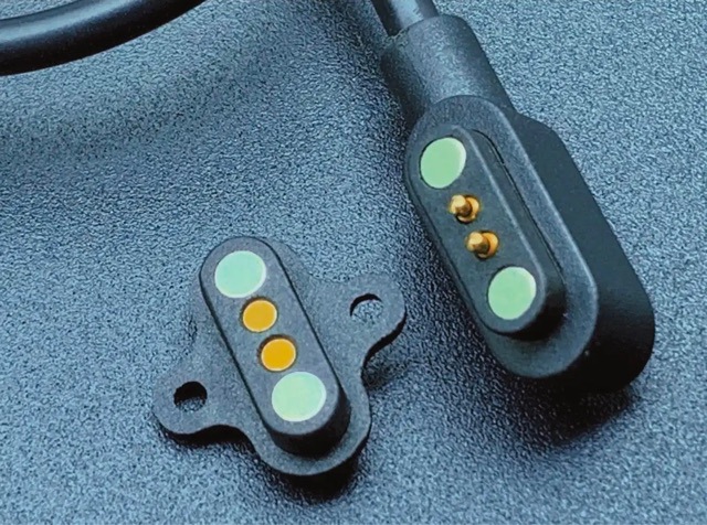 pogopin磁吸充电线带磁吸2pin母座 磁吸连接器 小家电 灯饰充电器