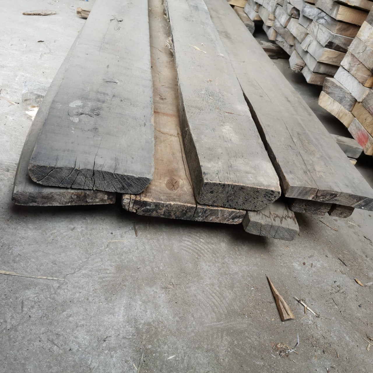 柞木大板长3米 款到发货不易劈裂东北硬杂木大宽板甩卖500元