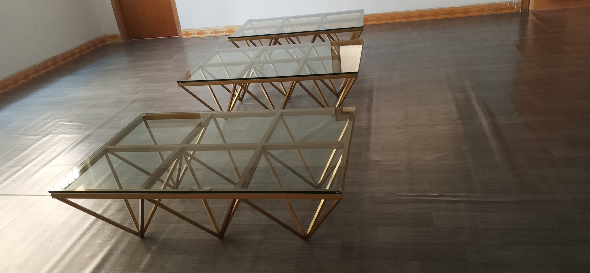 东莞厂家承接金属家具框架管材钣金焊接加工表面真空电镀