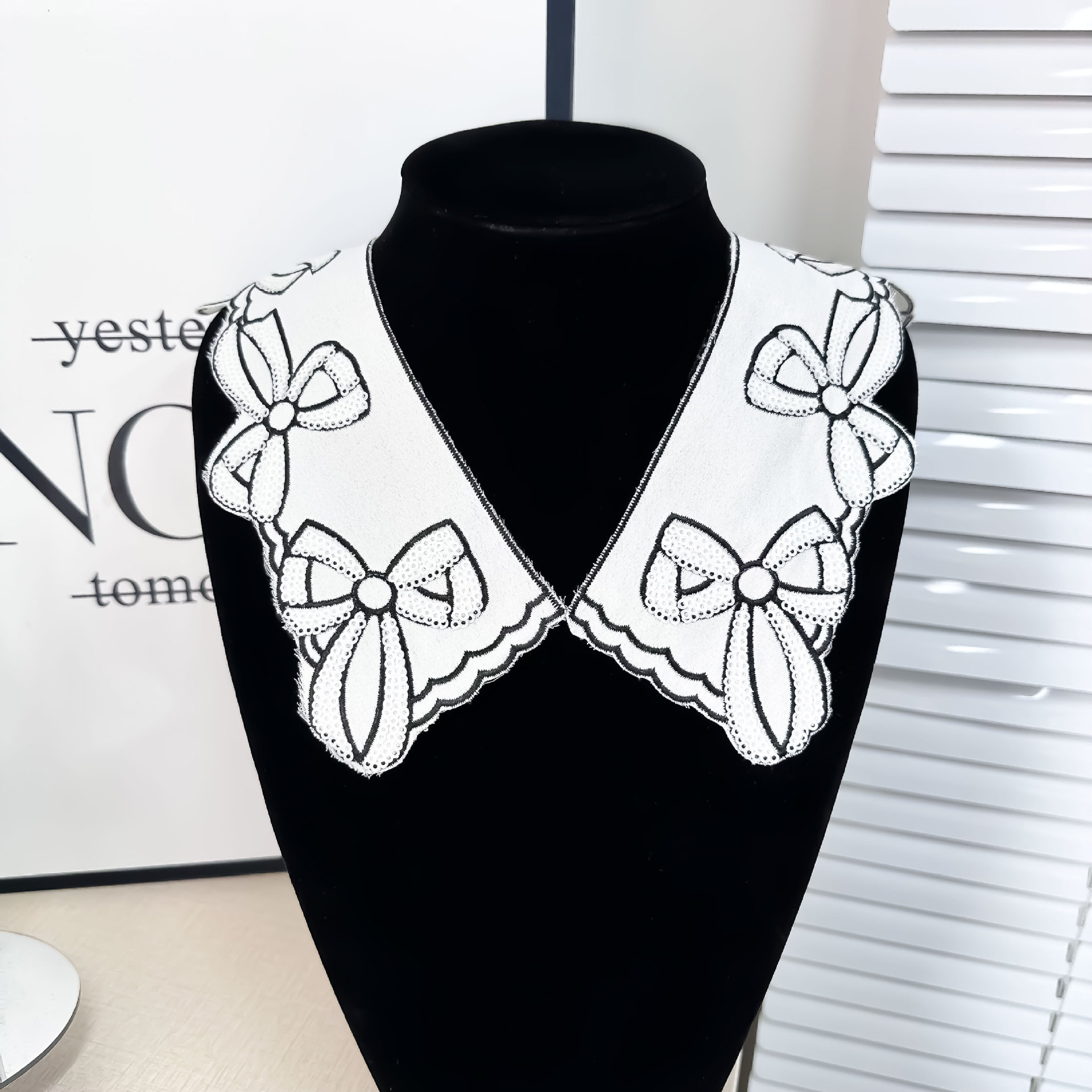 外贸爆款韩版白色亮片蝴蝶结绣花假领子童装韩版百搭毛衣装饰衣领