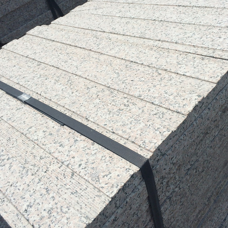 五莲花岗岩芝麻灰盲道板导盲石板盲人块石 人行道芝麻灰导盲板