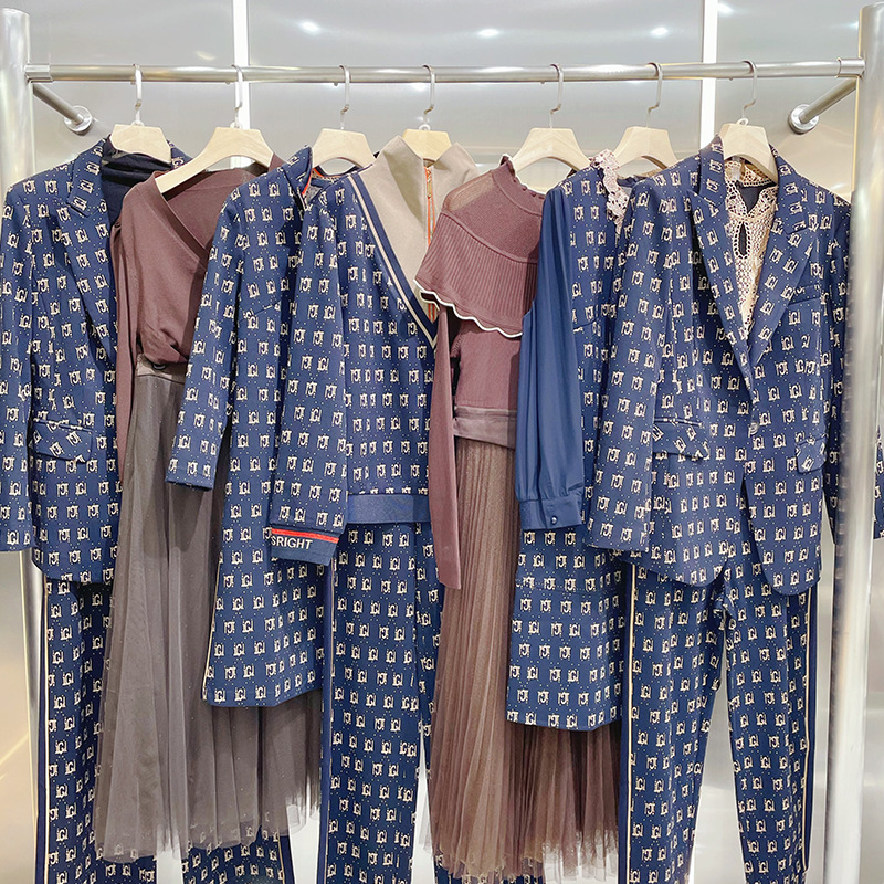 正品朵以女装图片-海量高清正品朵以女装图片大全 - 阿里巴巴