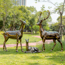 户外仿铜玻璃钢梅花鹿雕塑商场庭院抽象动物摆件美陈园林景观装饰