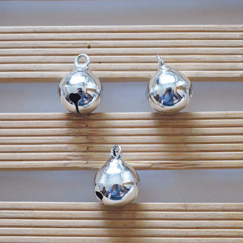 金属彩色铃铛 真空电镀圆形饰品宠物铜铃铛 一字开口小铃铛批发