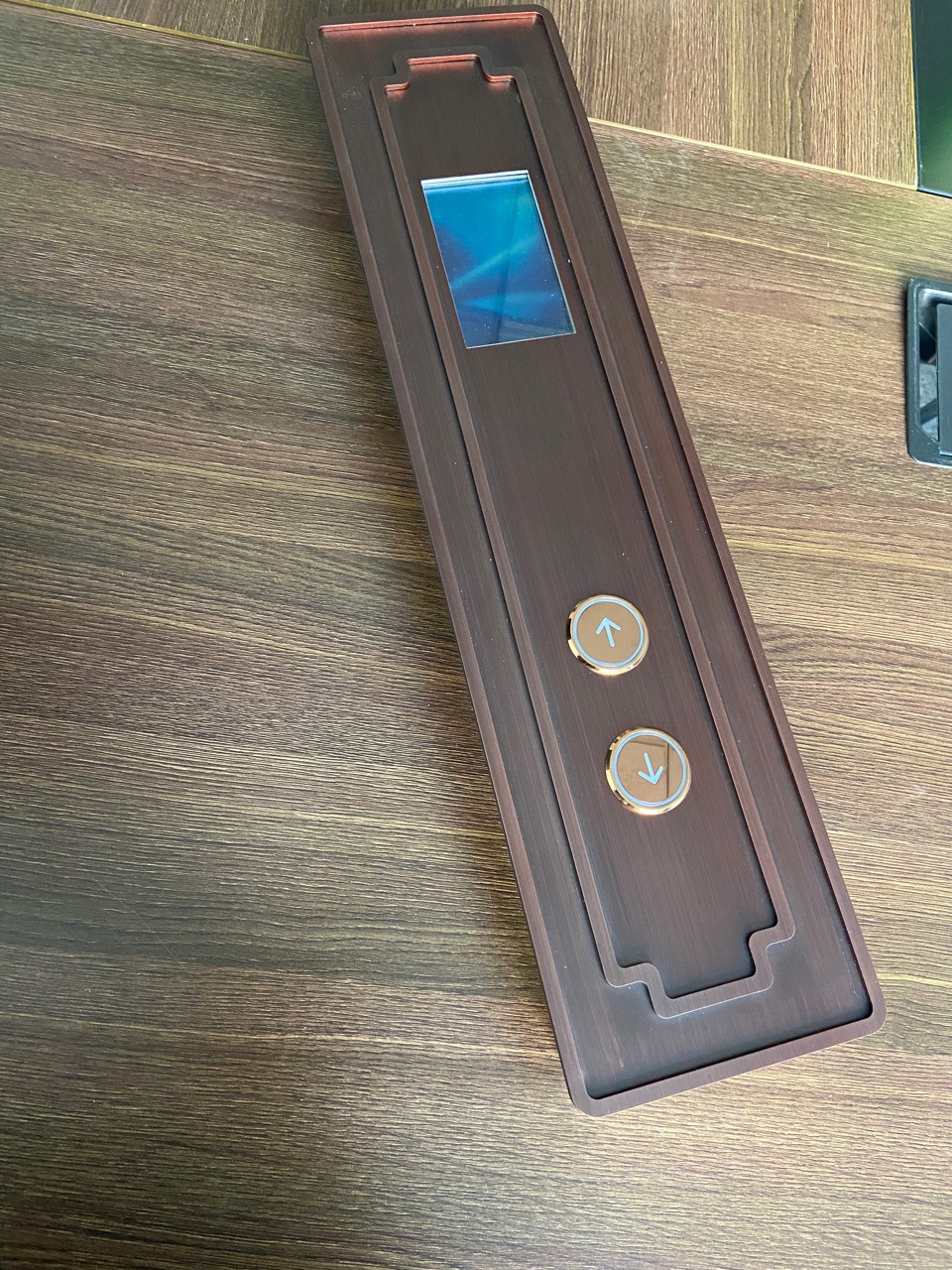 电梯外呼面板/特点/电梯外呼/呼梯盒/做旧/古铜/面板/呼梯-阿里巴巴