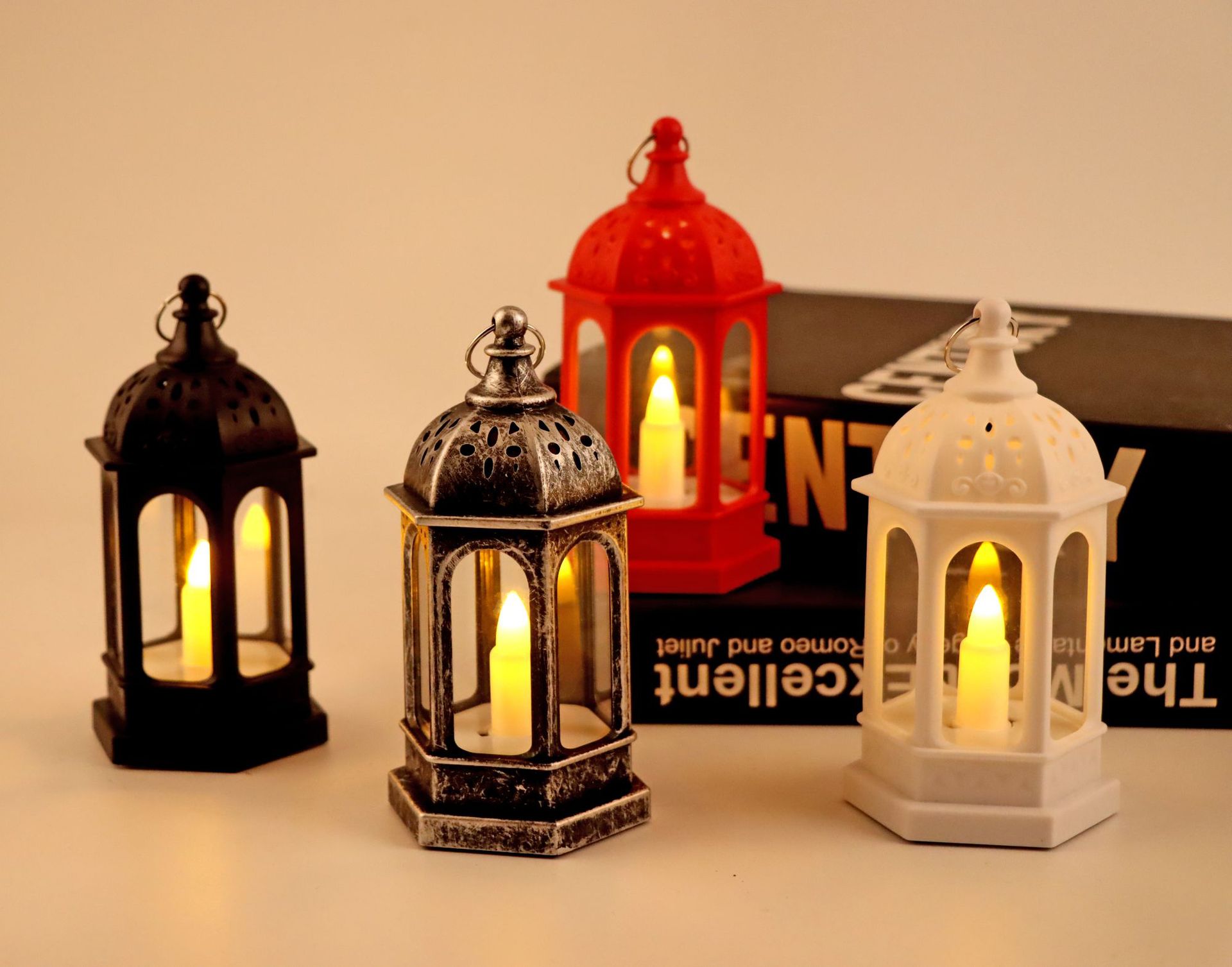 欧式蜡烛灯 摩洛哥迷你塑料六角风灯摆件led 电子复古 装饰小提灯