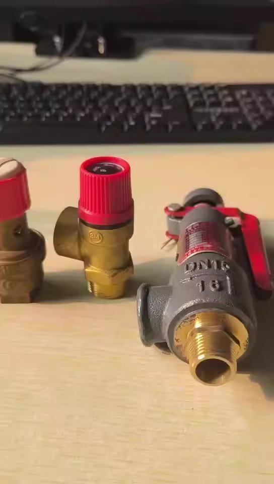 壁挂炉热水器配套黃铜泄水阀dn5安全阀水系统管道安全阀