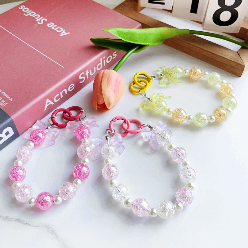 夜光细闪蝴蝶结爆裂珠手机挂链手工串珠抖音爆款手链挂饰厂家直销