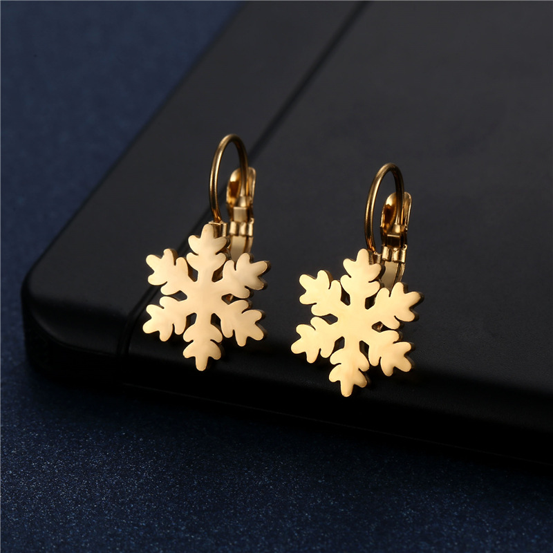 Stainless Steel Snowflake Earrings Women's Glossy Laser Cut 18K Gold Ear Clip Cross-Border Internet Celebrity Christmas Ice Flower Earrings