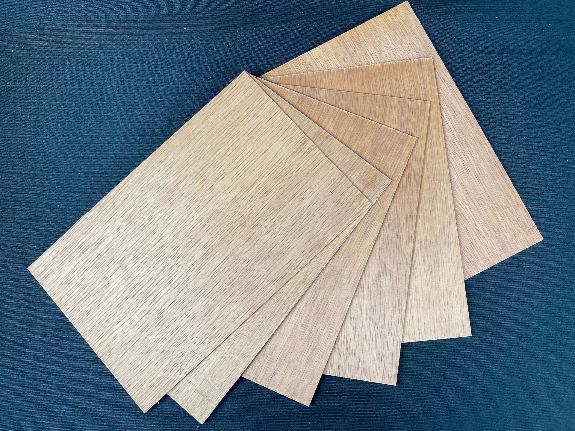 三合板三夹板3厘板相框画框背板胶合板多层板厂家直销木包装板