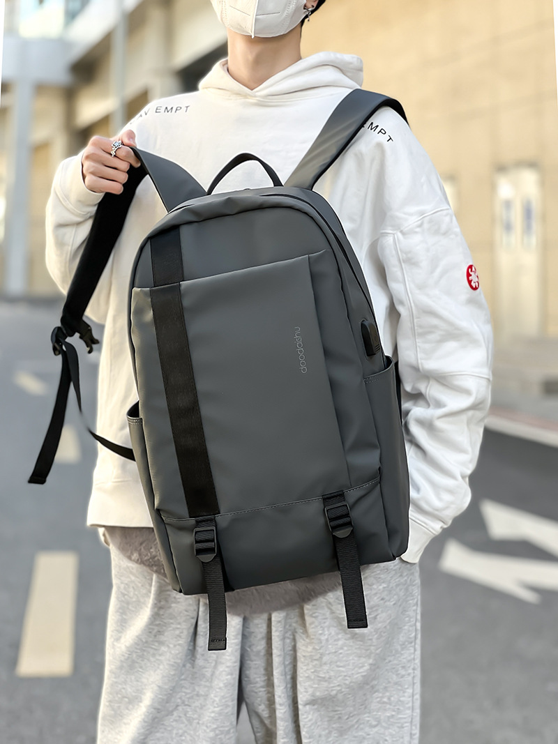 One Piece Dropshipping Men's Backpack Backpack Waterproof Simple Fashion Trend Backpack Men's Computer Outdoor Backpack