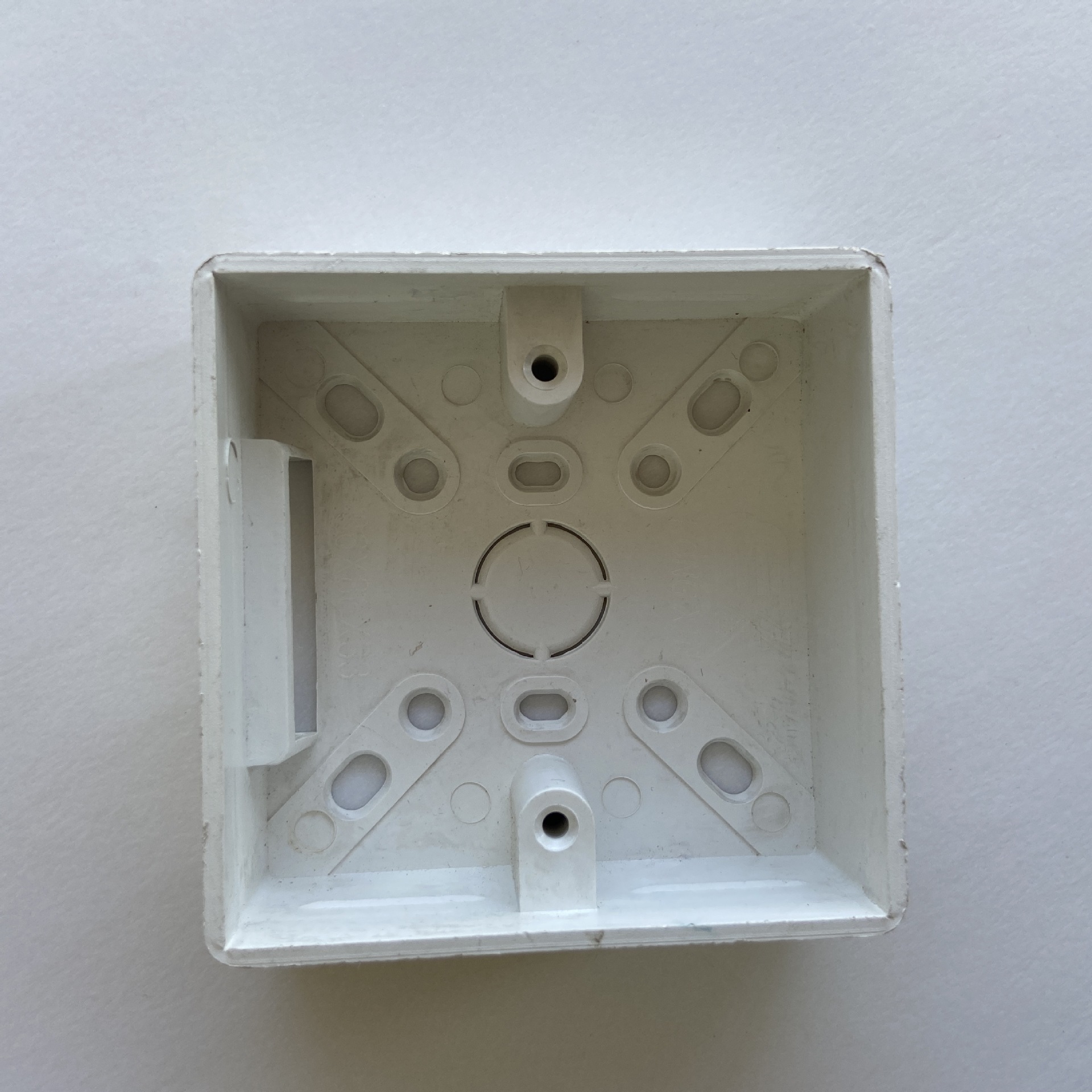 pvc明装盒 明装接线盒 明装线槽开关盒 pvc单插座底盒-阿里巴巴