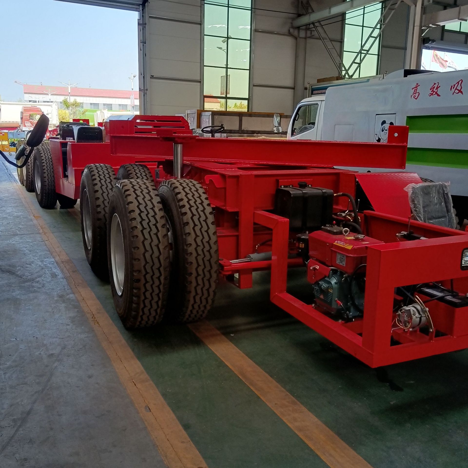 大件运输 自行走 多轴线 多线轴特种半挂车 满地爬 液压低平板半