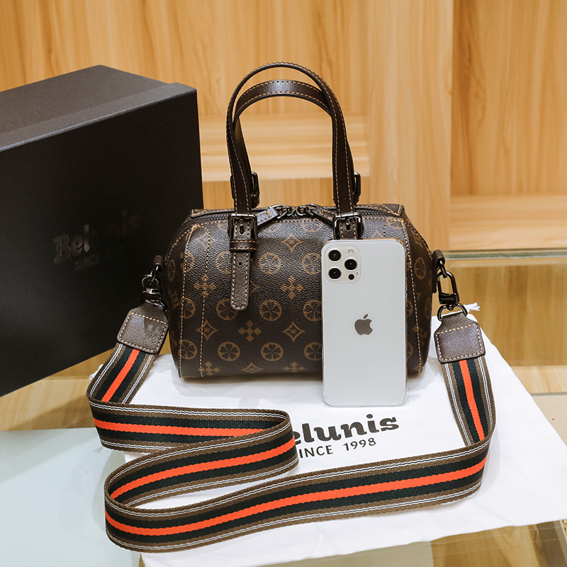 贝伦妮斯女包波斯顿枕头包包包2022新款斜挎包单肩手提老花女包