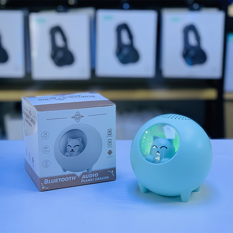 2022 New Mini Wireless Bluetooth Speaker Cute Pet Space Capsule Charging Small Night Lamp Outdoor Portable Small Speaker