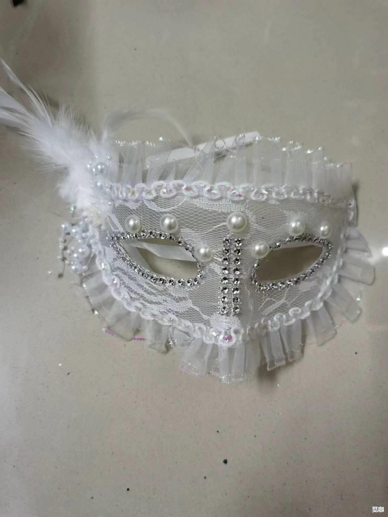 万圣节化妆舞会新款蕾丝面具珍珠羽毛红色面具半脸公主面具眼罩