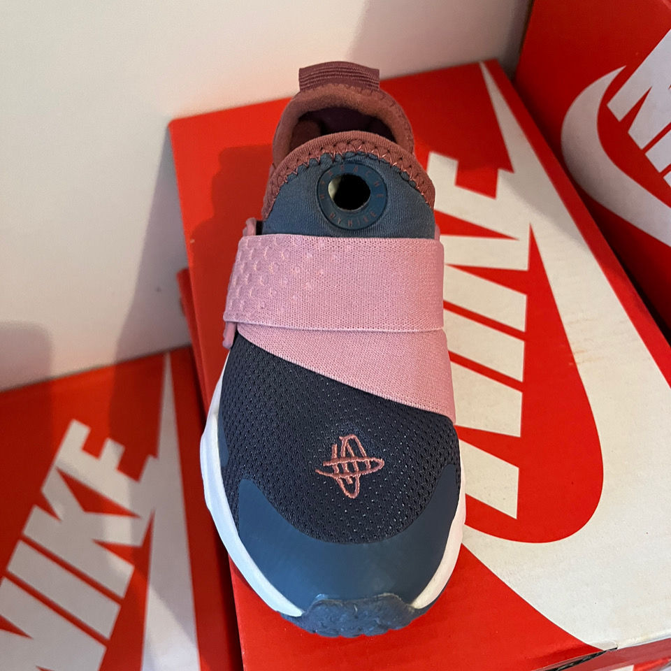 外贸原单华莱士6代儿童运动鞋断码处理换