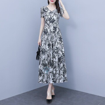 大花连衣裙夏印花长款2023年夏季气质短袖大码胖mm显瘦新款大摆