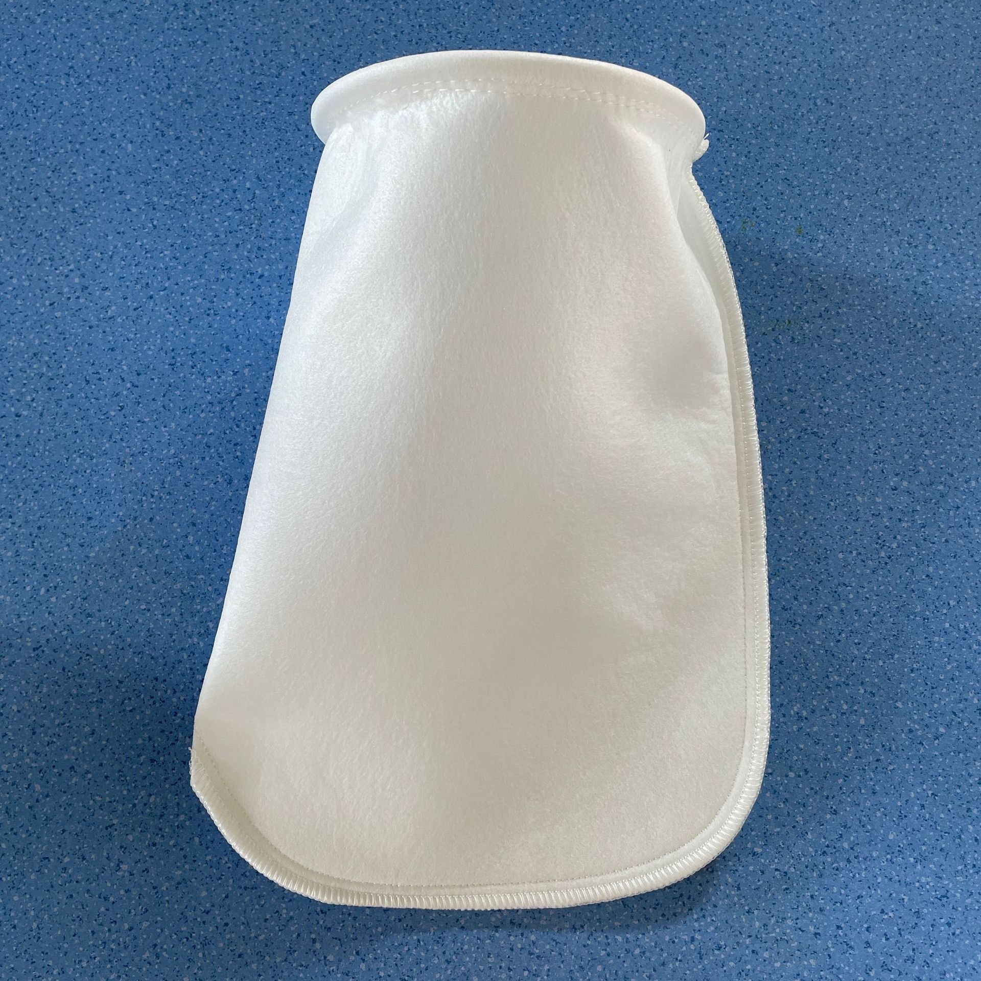 微米级液体过滤袋 pp pe无纺布 工业过滤油水分离 耐酸碱高温过滤