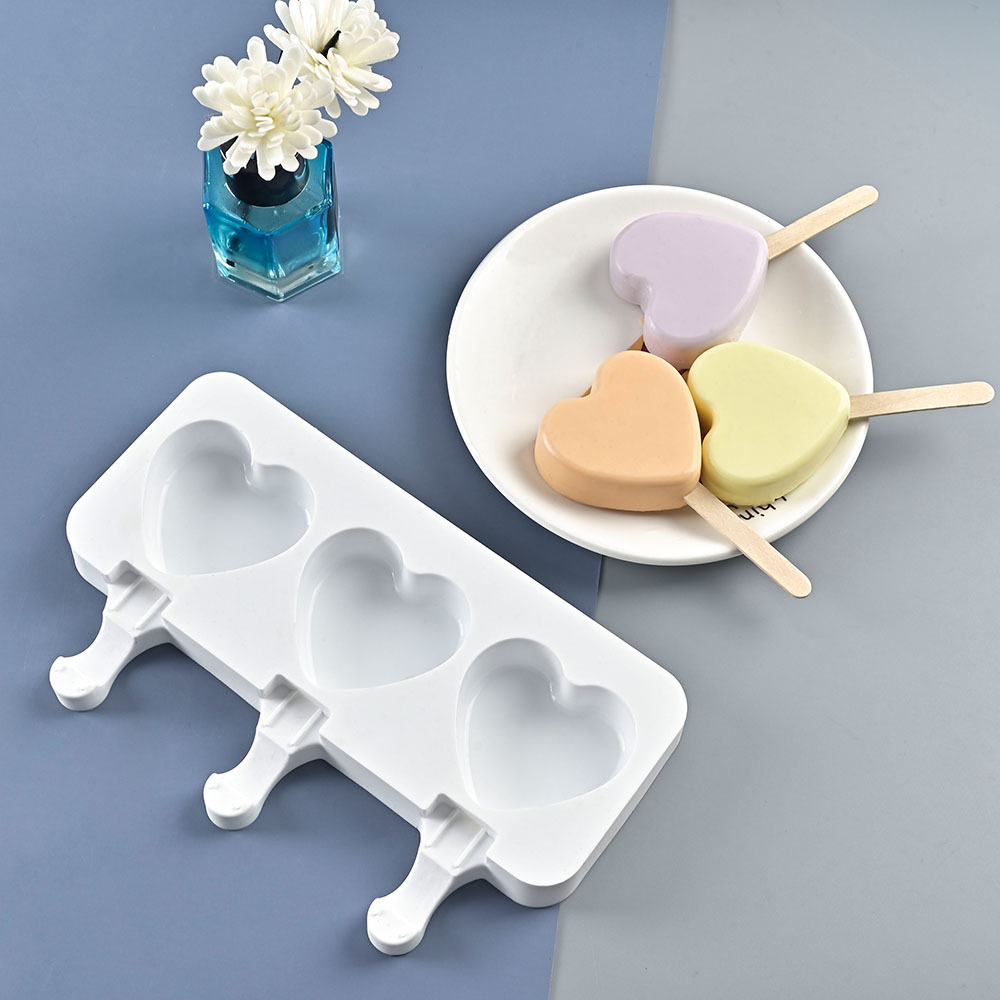 Creative Household 3-Piece Heart-Shaped Silicone Popsicle Ice Cream Food Grade Homemade Summer Diy Ice Cream Mold