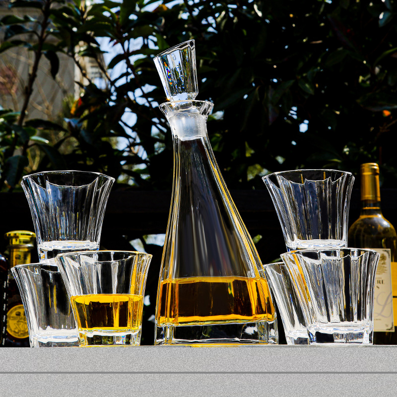 婚庆威士忌洋酒烈酒杯子酒樽套装加厚欧式水晶玻璃啤酒杯酒瓶26
