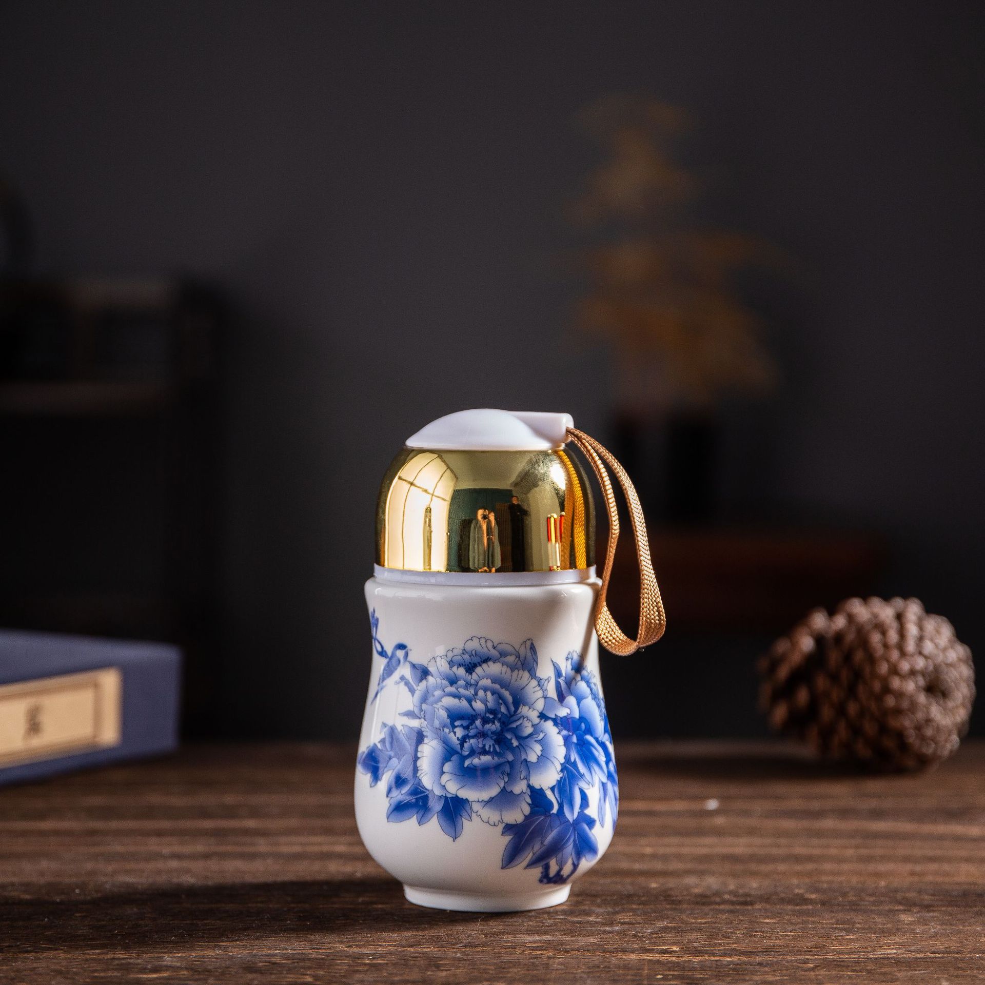 Jingdezhen Ceramic Thermos Cup Household Blue and White Single Layer Waist-Tight Vehicle-Borne Cup Portable Business Gift Cup Lettering
