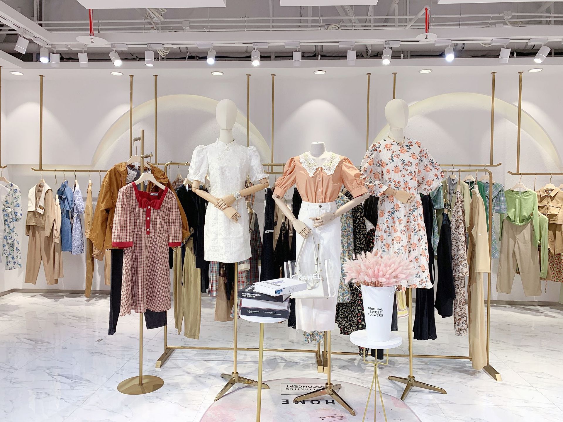 【秋熠】22春少淑品牌折扣女装批发 拉夏贝尔实体正品撤柜货源