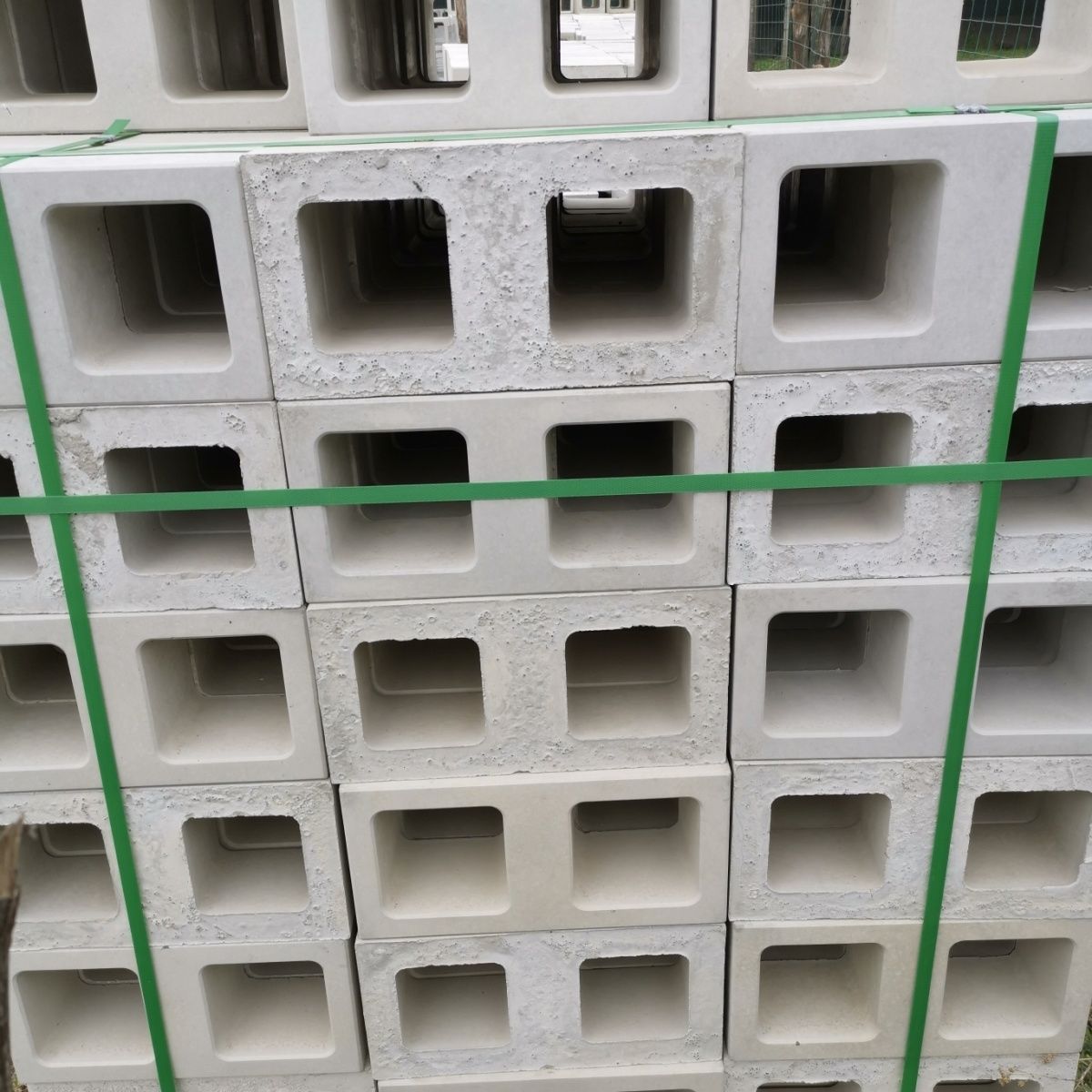 水泥空心砖镂空砖单孔多孔装饰砖立体空心砌墙砖隔断造景清水墙砖