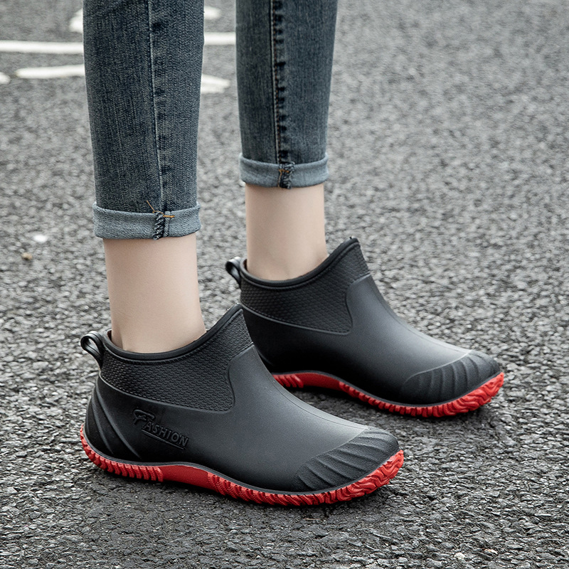 2023 New Waterproof Women's Rain Boots Outdoor Wear Adult Rubber Boots Trendy Fashion Rain Boots Women