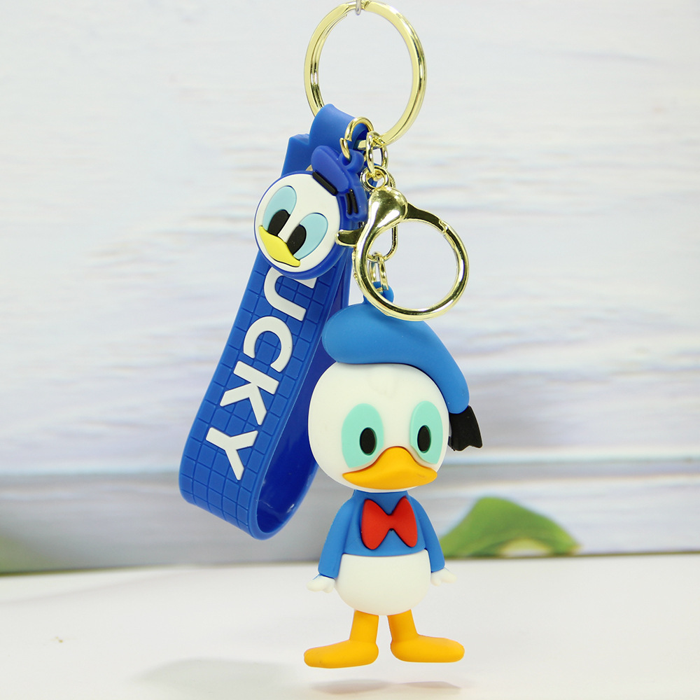 Cartoon Donald Duck 3D Doll Pendant PVC Soft Rubber Car Gift Couple Minnie Mickey Keychain Wholesale