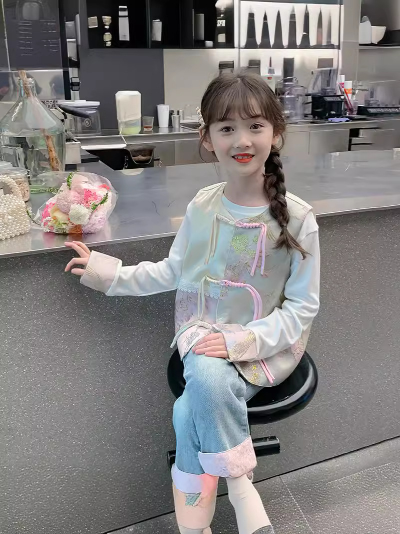 Girls' Chinese Style Suit 2024 Spring New Medium and Large Children's Western Style Spring and Autumn Top Children's New Chinese Style Three-Piece Suit