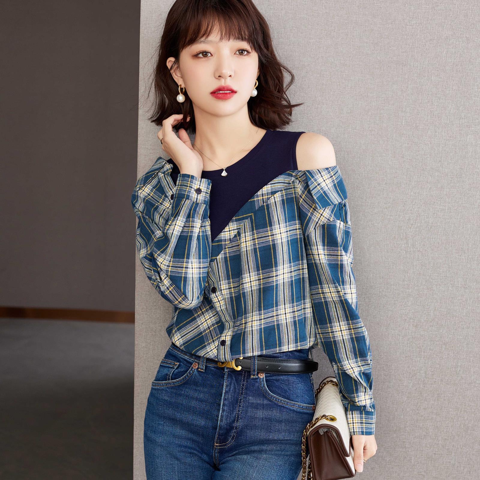 2022春季假两件露肩拼接格子衬衫女半露肩休闲上衣