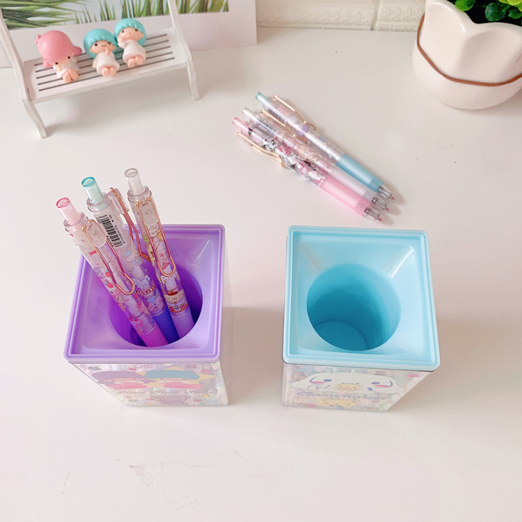 Japanese Cartoon Clow M Pen Holder Girl Heart Dream Colorful and Fresh Desktop Pen Container Multi-Functional Storage Tool