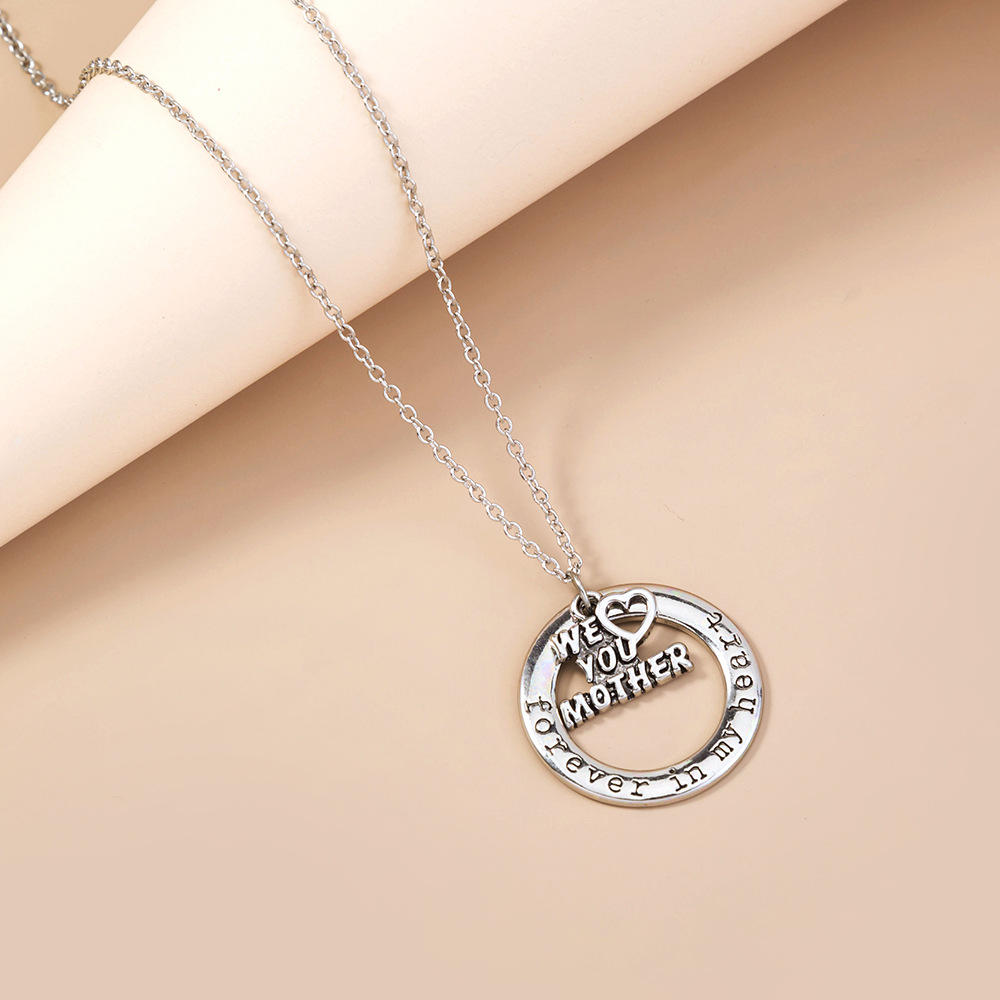 欧美热销母亲节爱心几何礼物吊坠创意简约金属字母项链锁骨链女