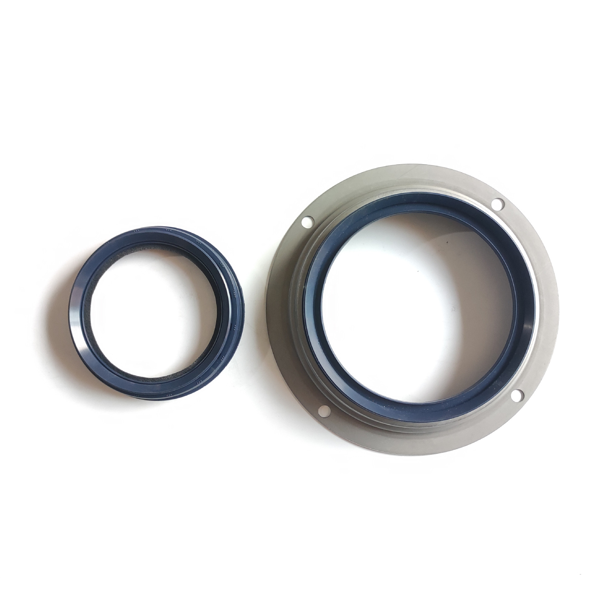 三菱8dc9发动机曲轴前油封 bz1335e