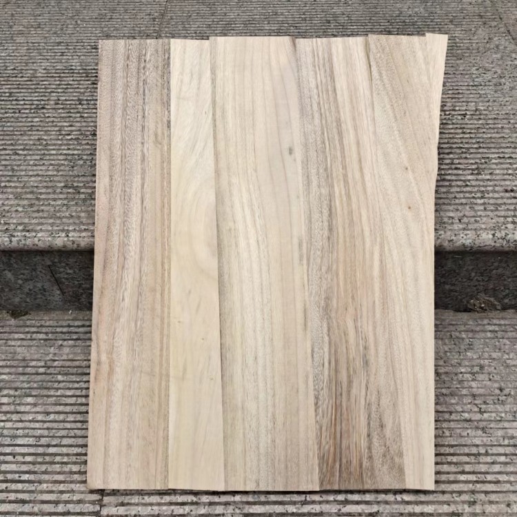 樟木箱子用防虫板材香樟木拼板山樟木实木家具板材香樟木集成材