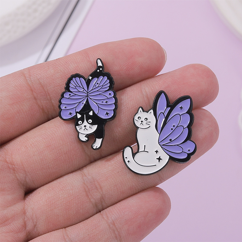 New Cartoon Creative Purple Cat Butterfly Wings Alloy Brooch Cute Clothes and Bags Ornament Badge Wholesale