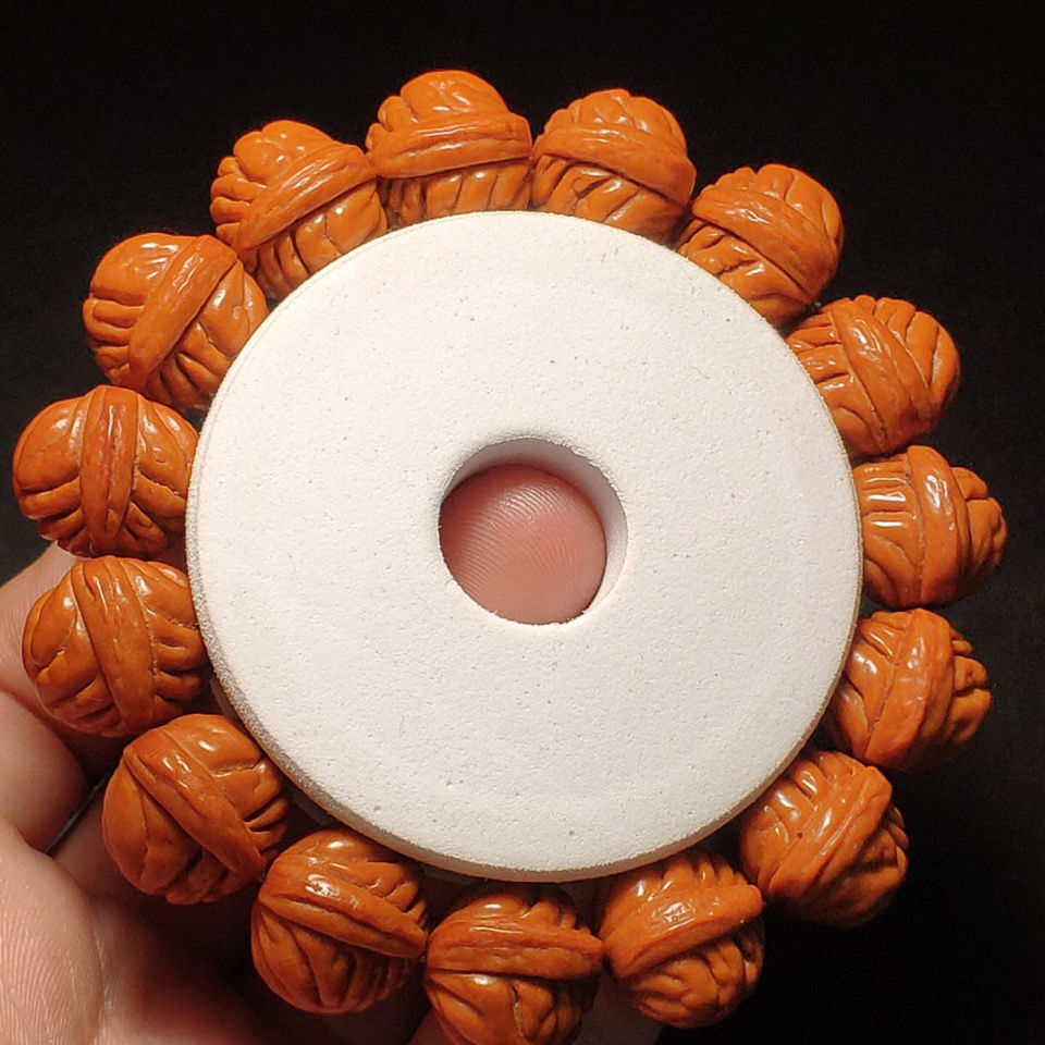 秦岭野生金鱼肚玉化桃核手串-阿里巴巴