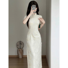 新中式旗袍夏季香槟色订婚高端短袖改良年轻款少女连衣裙新款2024