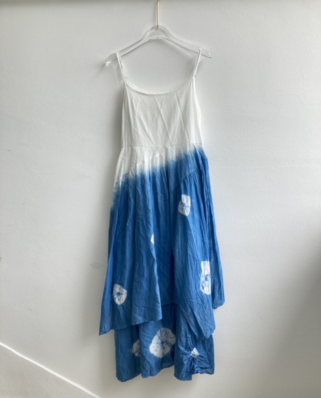 云南大理扎染裙子云南大理去有风的连衣裙网植物染吊带裙海边旅游