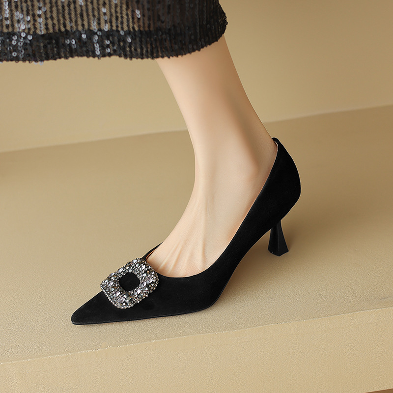 2024春夏新款气质尖头单鞋细跟鞋韩版时尚优雅高跟鞋水钻方扣女鞋