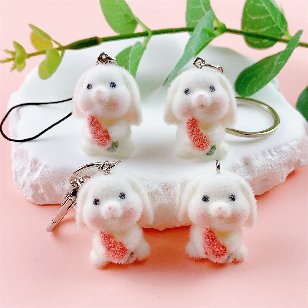 resin flocking three-dimensional cartoon cute radish rabbit diy keychain mobile phone lanyard pendant pendant