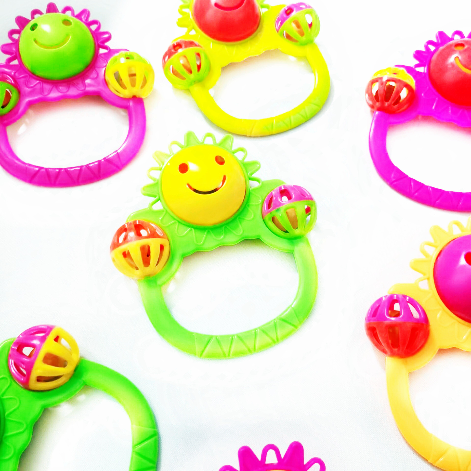 幼儿园手摇花铃 儿童摇铃玩具 双色摇铃 义乌小商品两元店批发