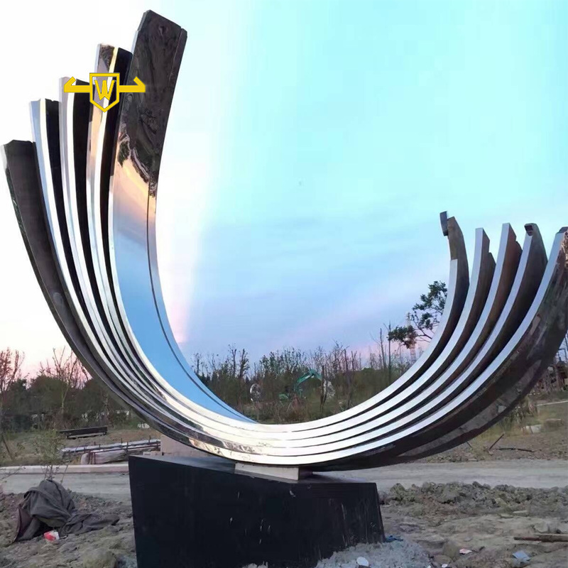 大型不锈钢创意地标雕塑户外广场城市校园景观镜面丝地产大摆件