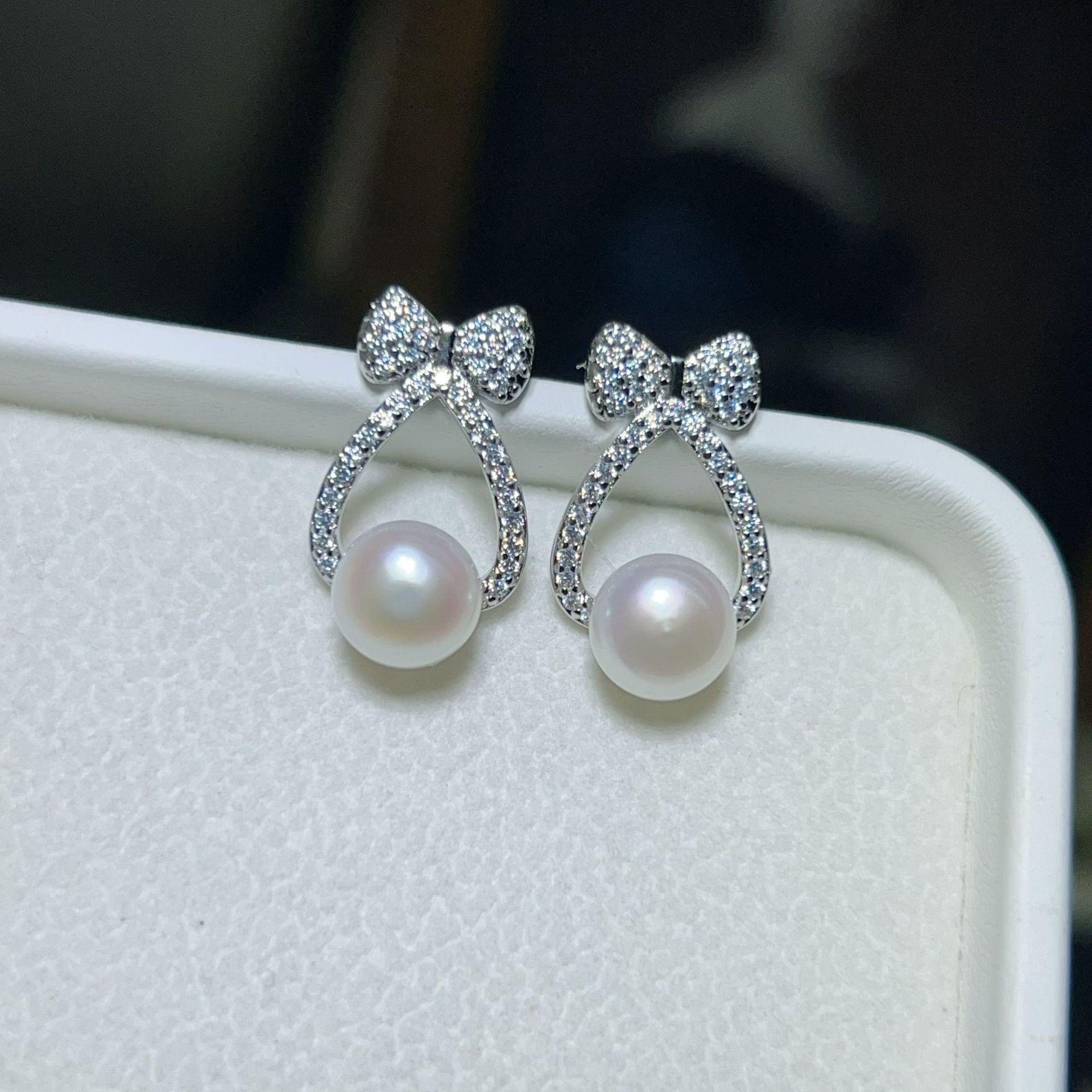 韩国新款蝴蝶满钻天然珍珠耳钉ins气质甜美淡水珍珠耳环925针耳饰