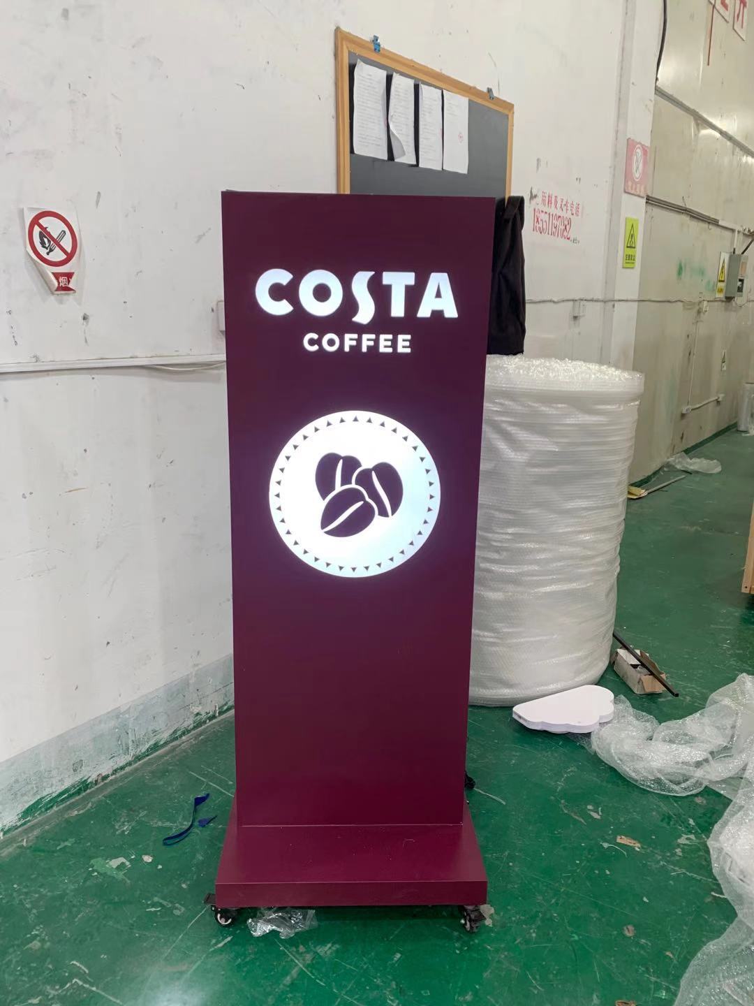 精品落地式立牌,新品促销信息发光牌,发光落地灯箱可定制广告机